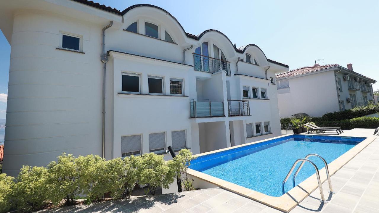 Sea View Apartment In Ičići Extérieur photo