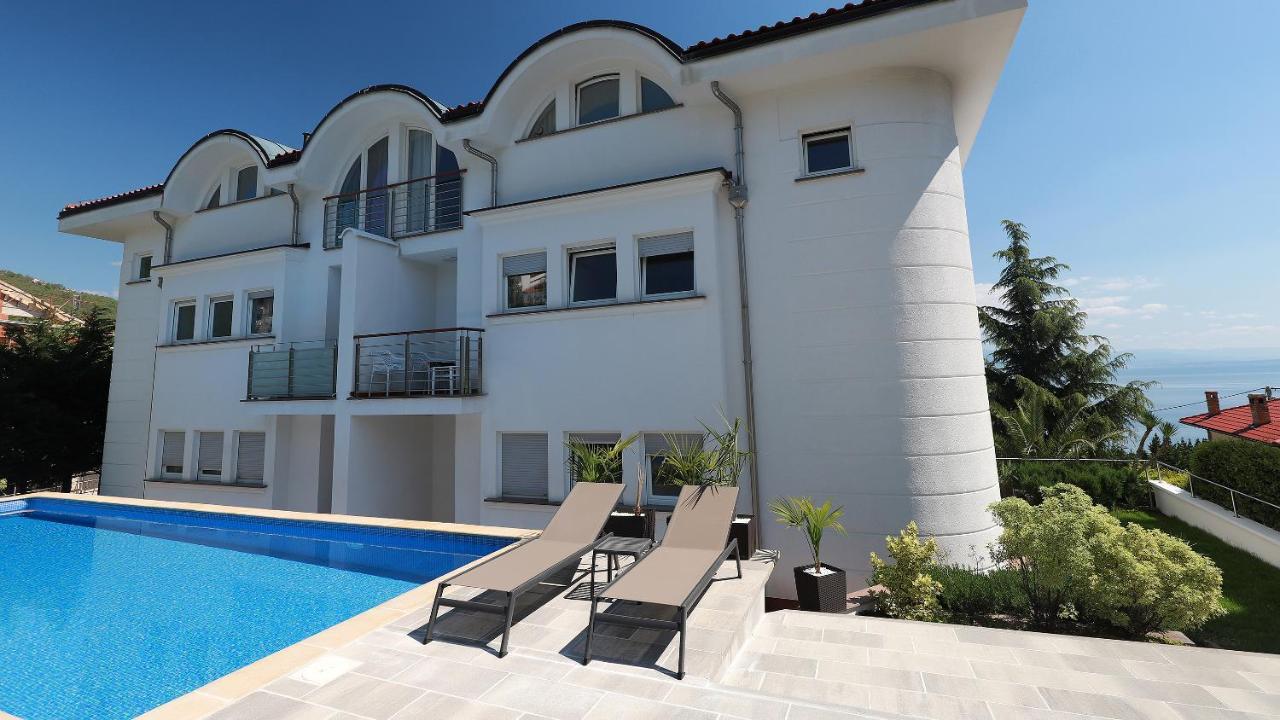 Sea View Apartment In Ičići Extérieur photo