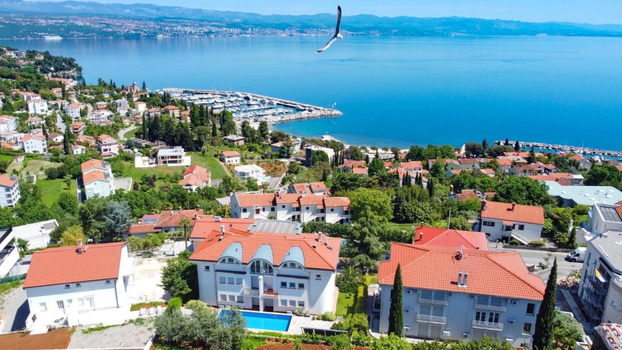 Sea View Apartment In Ičići Extérieur photo