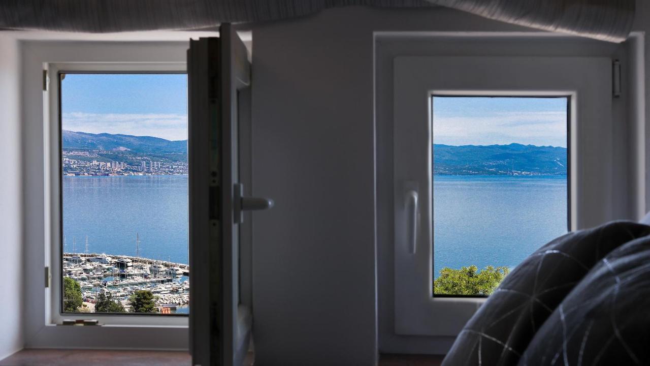Sea View Apartment In Ičići Extérieur photo