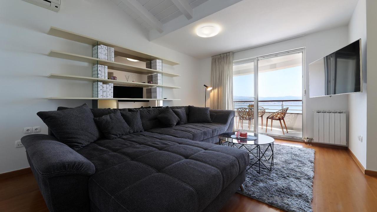 Sea View Apartment In Ičići Extérieur photo