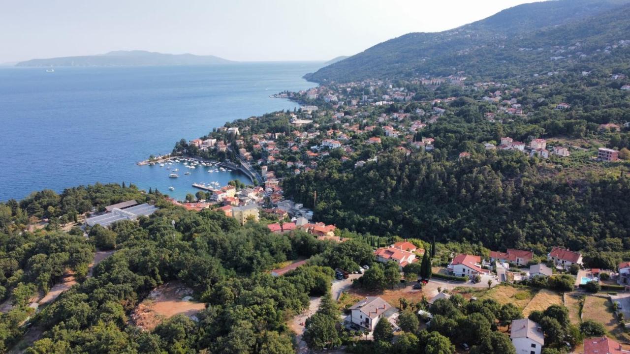 Sea View Apartment In Ičići Extérieur photo